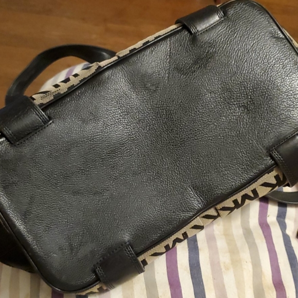 Large MK slouch purse - Picture 6 of 7